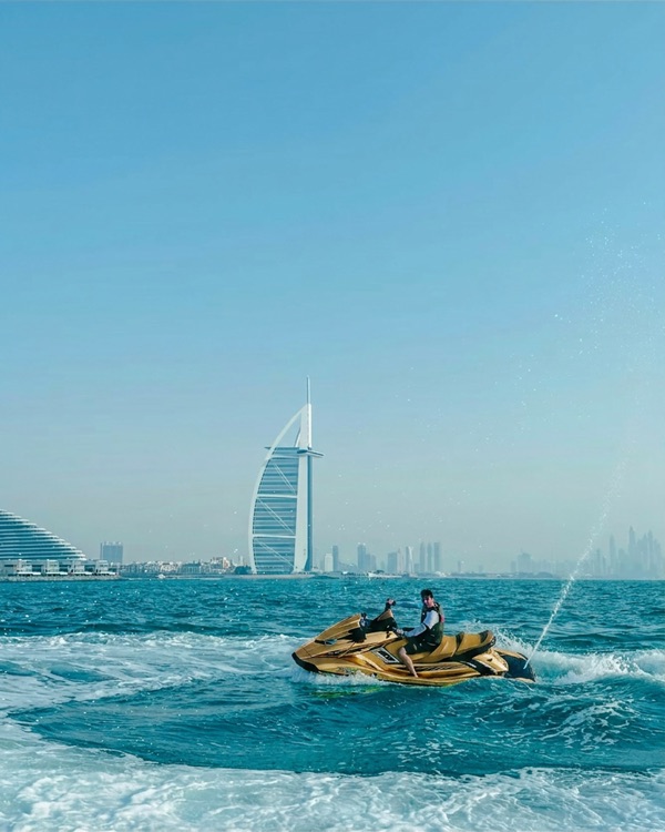 Watersport moment in Dubai